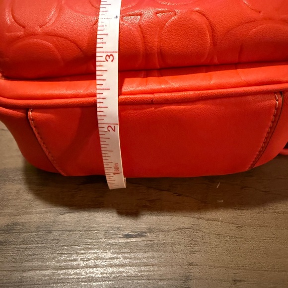 Coach Track Pack Bag 14. NWT! - Picture 16 of 16